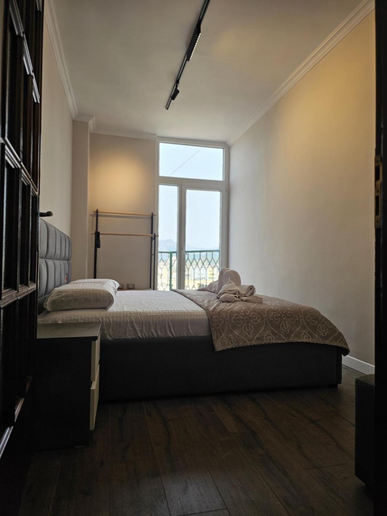 Sky Apartaments City Center Tiranë Ngoại thất bức ảnh