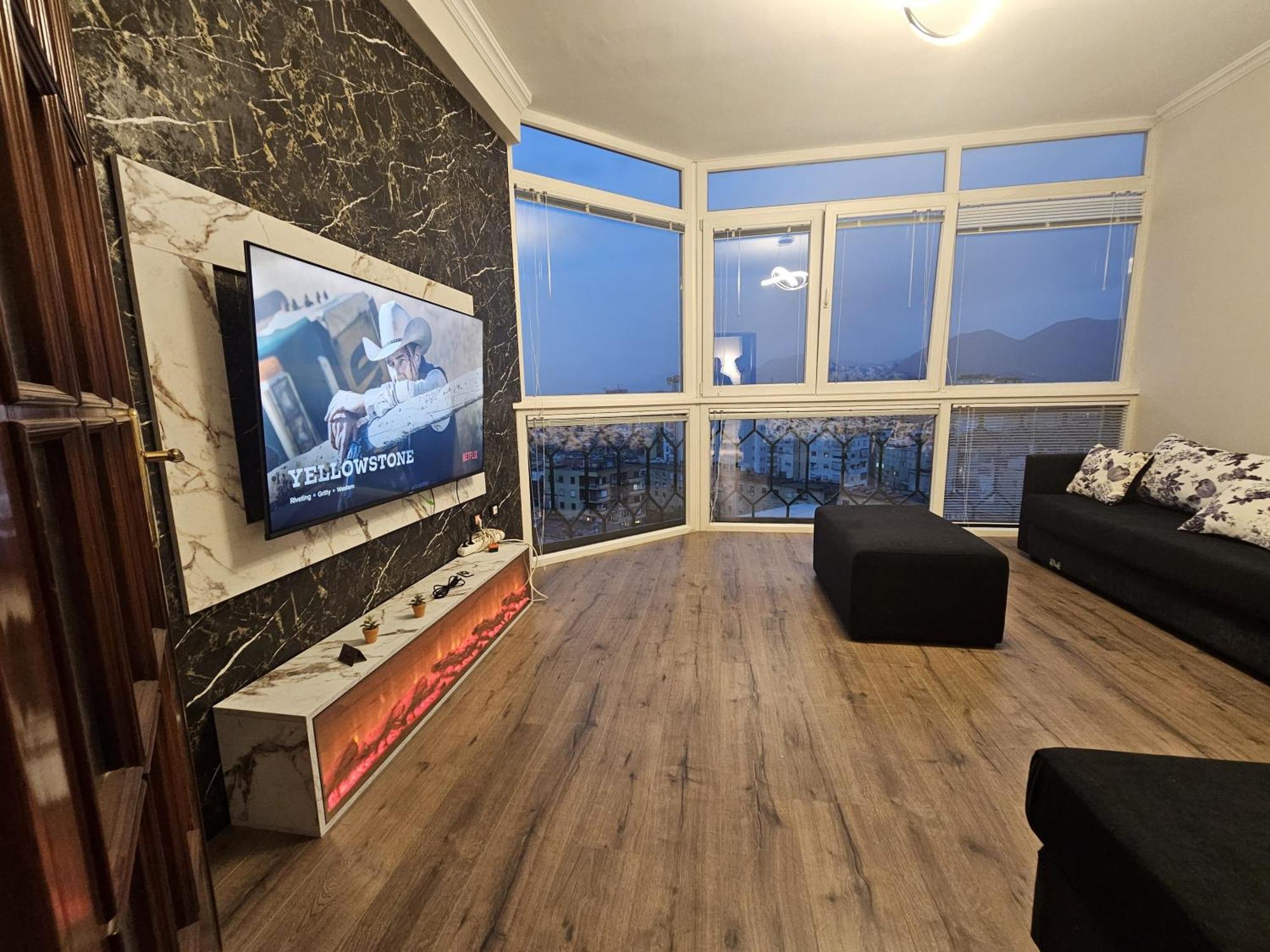 Sky Apartaments City Center Tiranë Ngoại thất bức ảnh