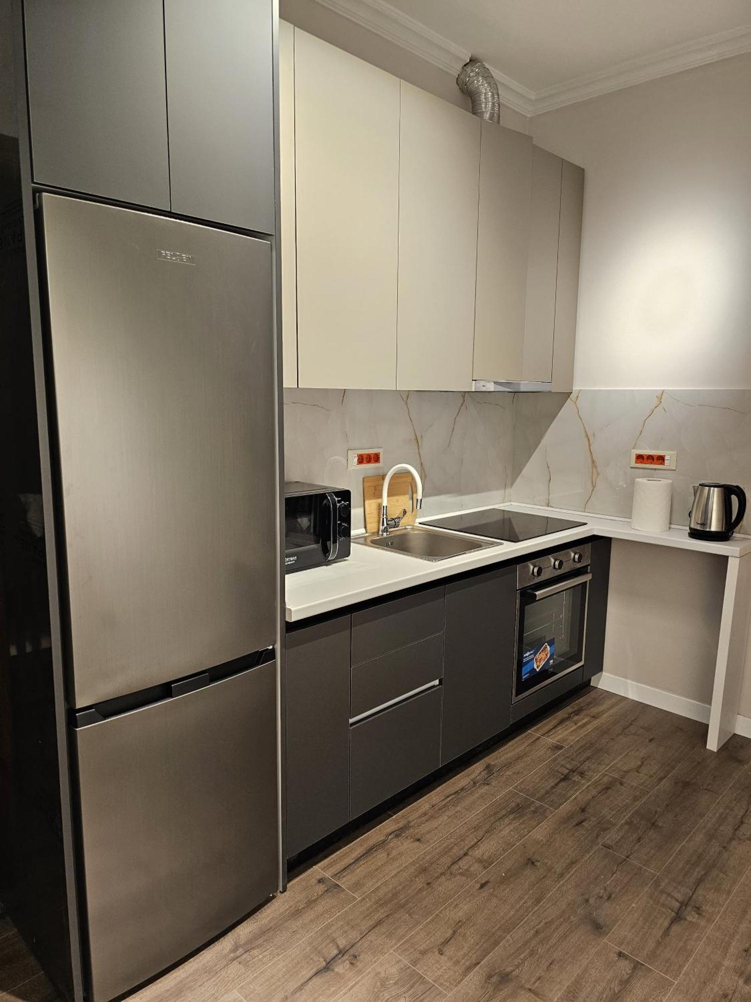 Sky Apartaments City Center Tiranë Ngoại thất bức ảnh