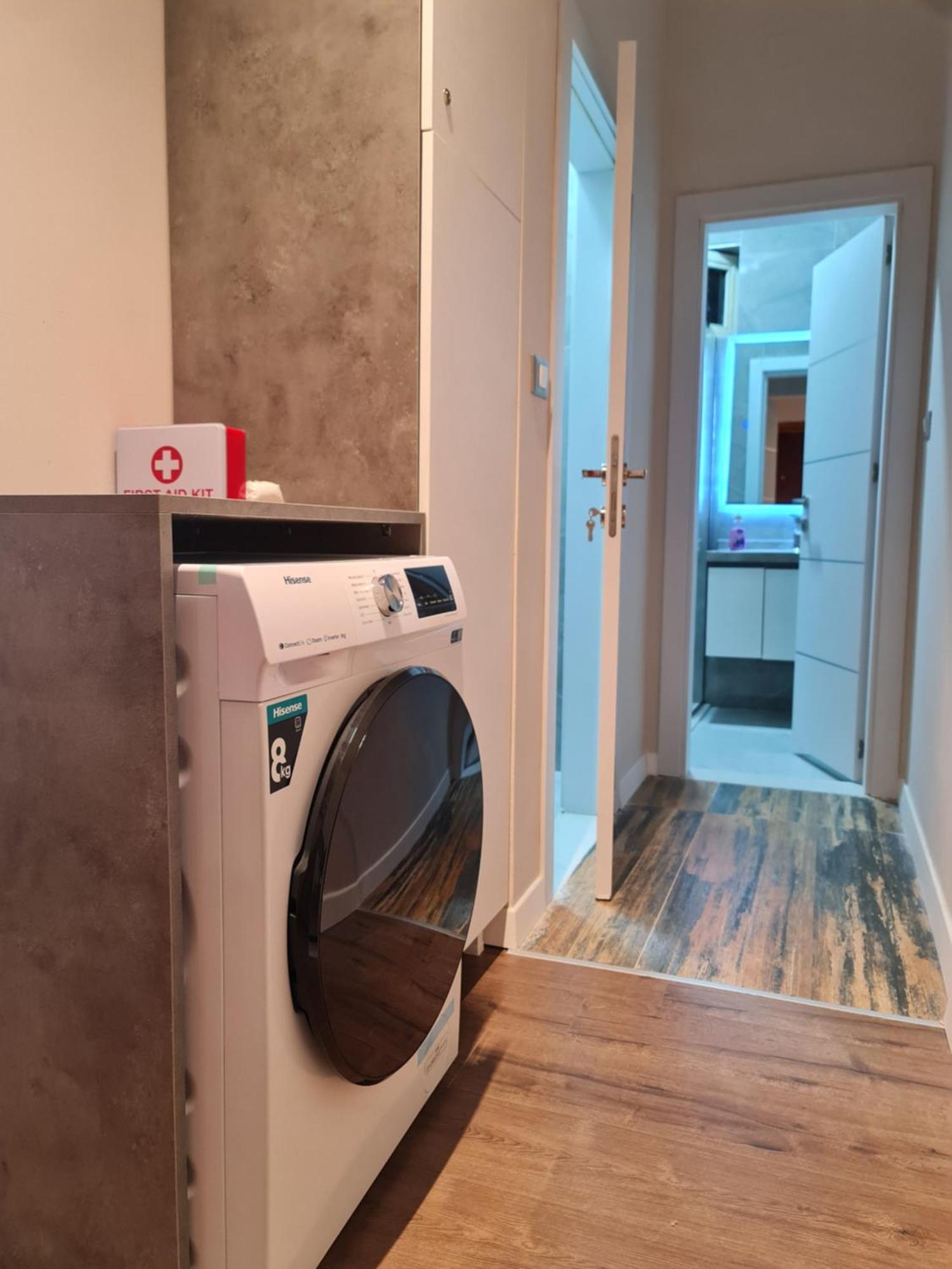 Sky Apartaments City Center Tiranë Ngoại thất bức ảnh