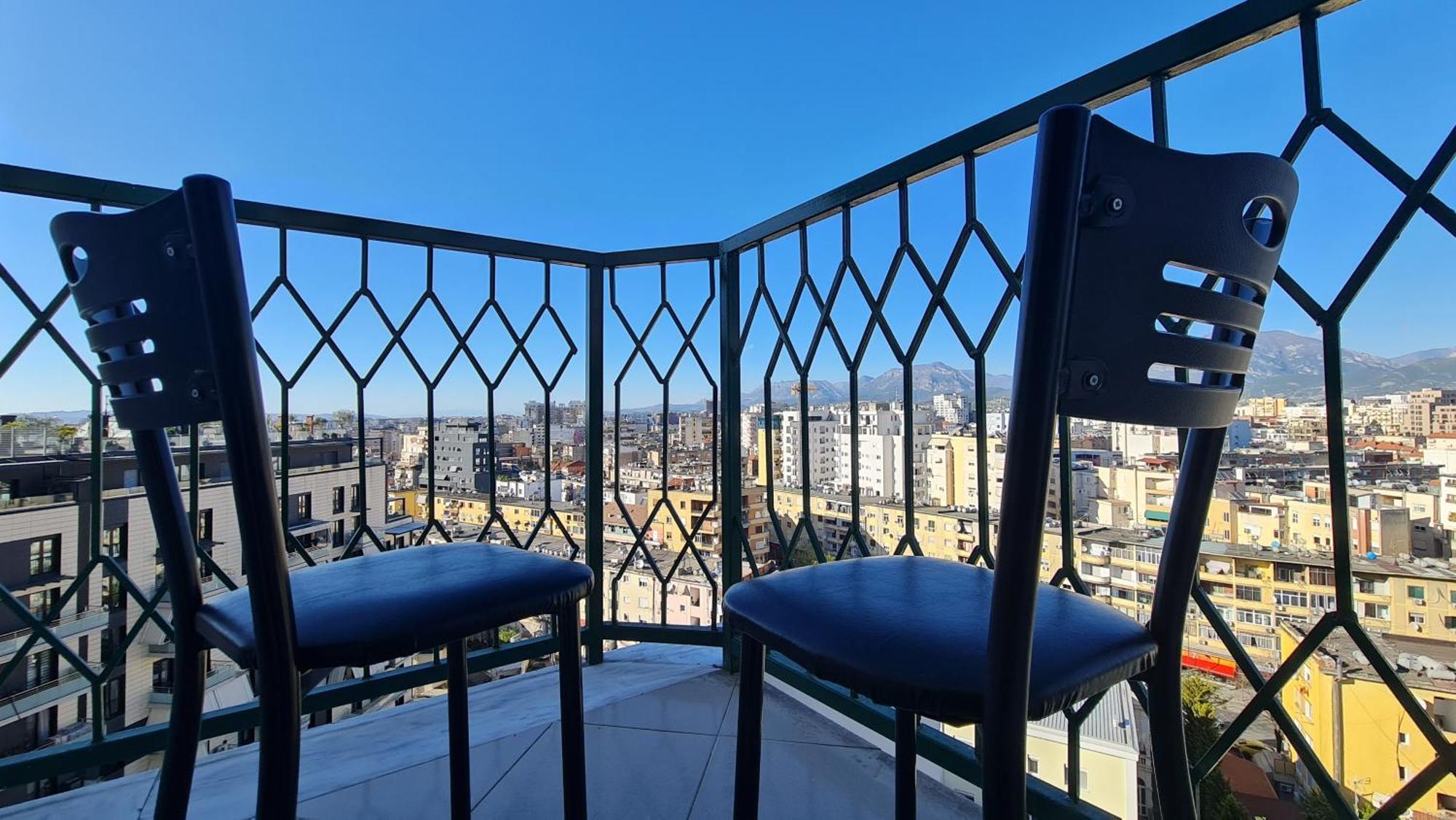 Sky Apartaments City Center Tiranë Ngoại thất bức ảnh